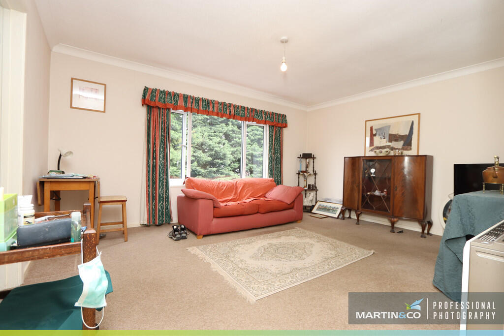 Apartment in Cardiff, Llanrumney - View 2