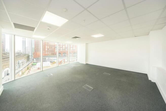 Sky Garden 3.01 Office 2.jpg