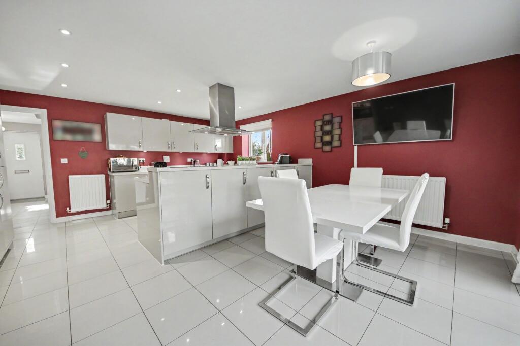 House in Southampton - View 5