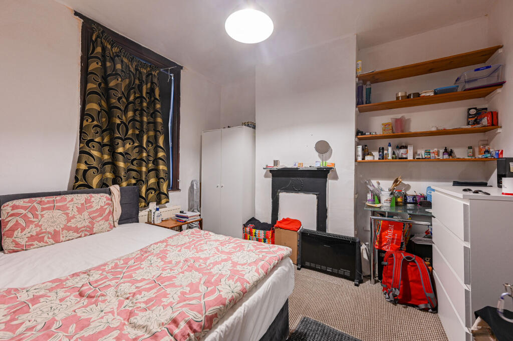 Hedgley Street, Lee, London, SE12 - View 6