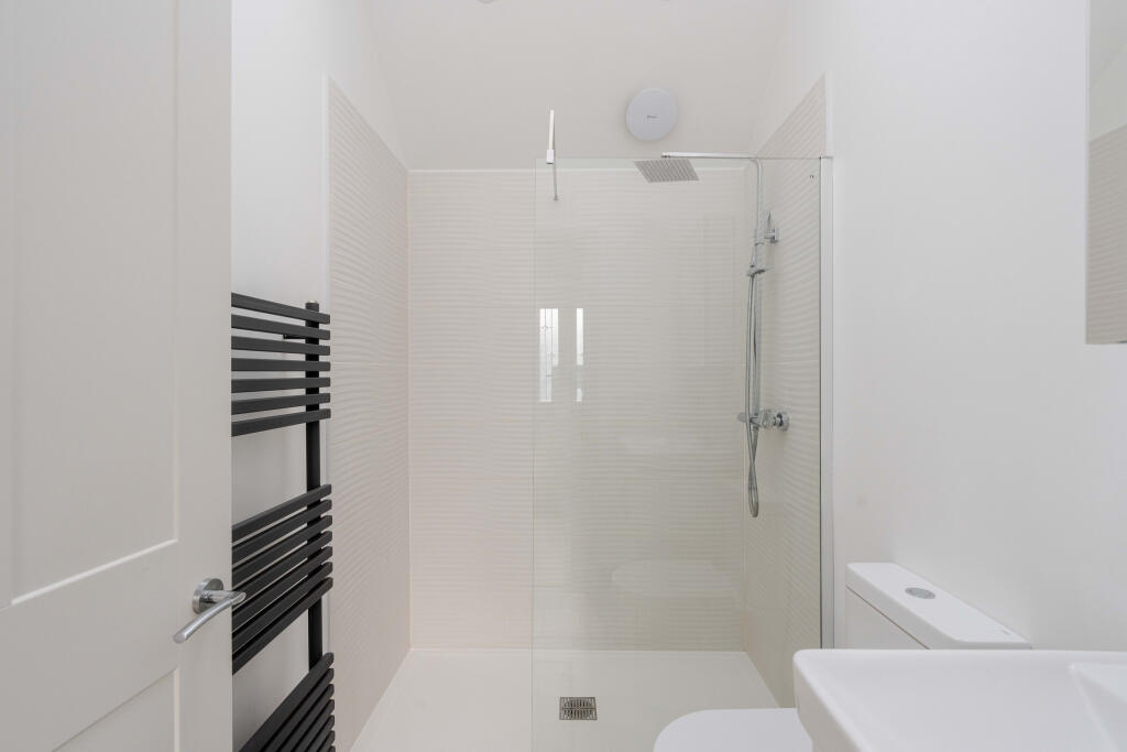 Apartment in Bristol - More