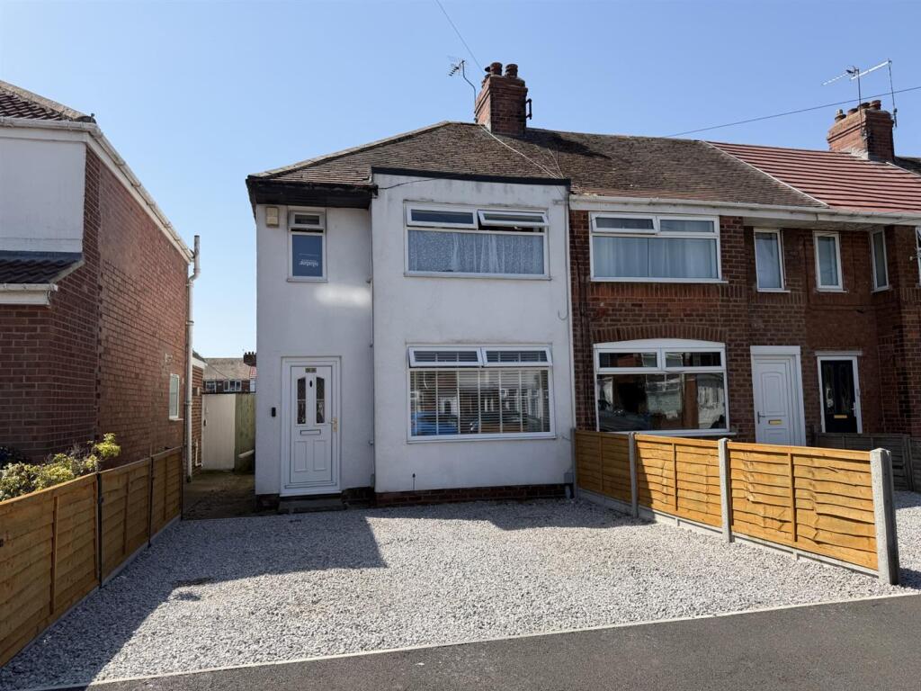 Main image of property: Welwyn Park Road, Hull