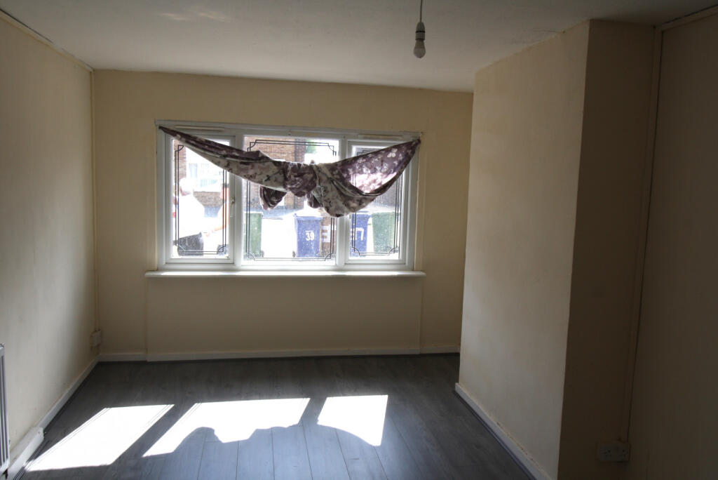 House in Romford - View 3