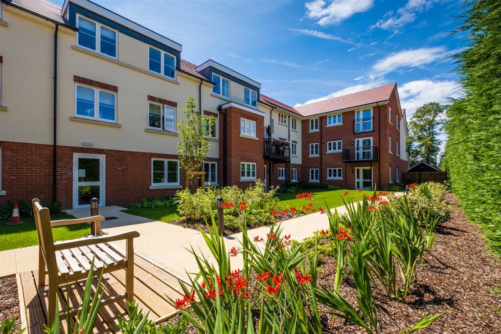 Main image of property: Meadow Lodge, Billericay, Essex