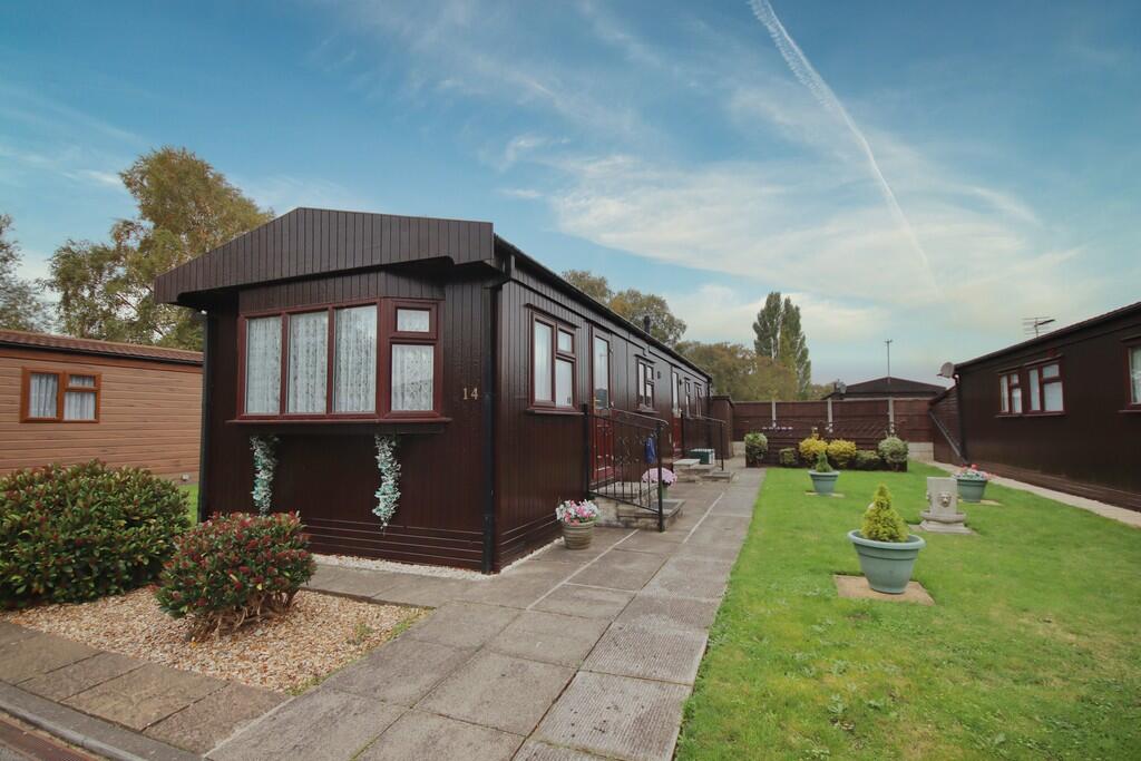 Main image of property: Cedar Close, The Elms, Torksey Lock
