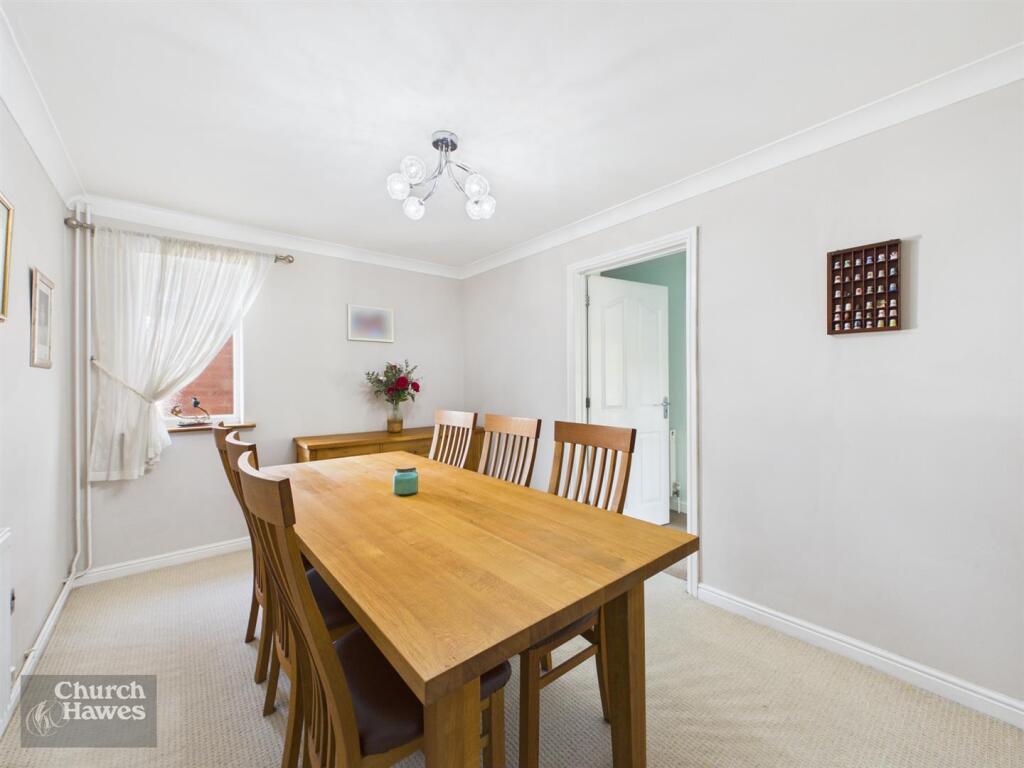 Coopers Avenue, Heybridge, Maldon photo 4