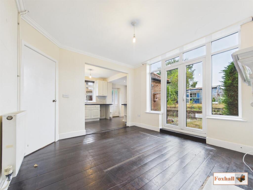 House in Ipswich - View 4