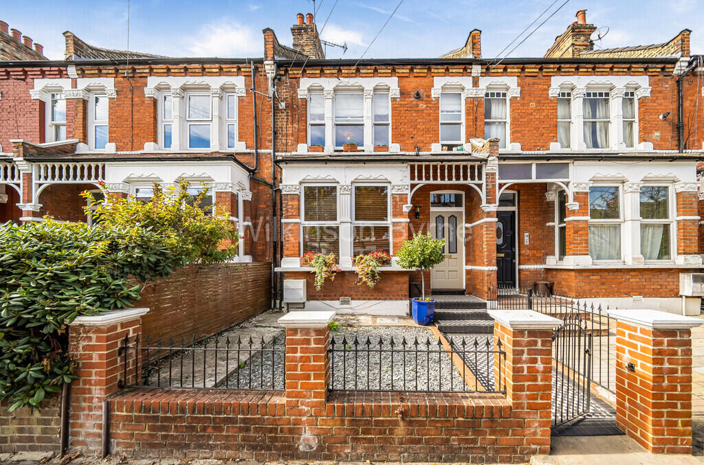 Main image of property: Hardwicke Road
