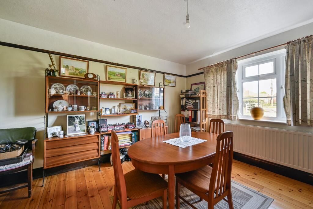 Sandyhurst Lane, Ashford, Kent, TN25 photo 4