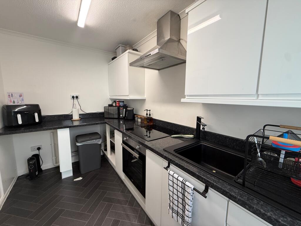 Main image of property: Romsey
