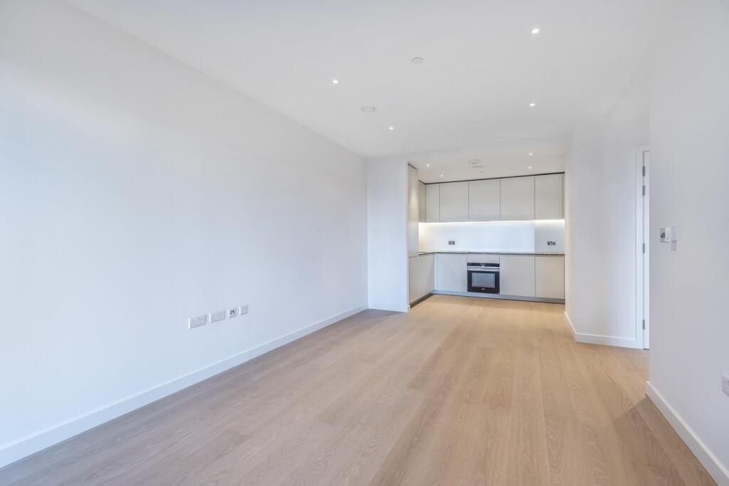 Main image of property: No.2, Upper Riverside, Cutter Lane, Greenwich Peninsula, SE10