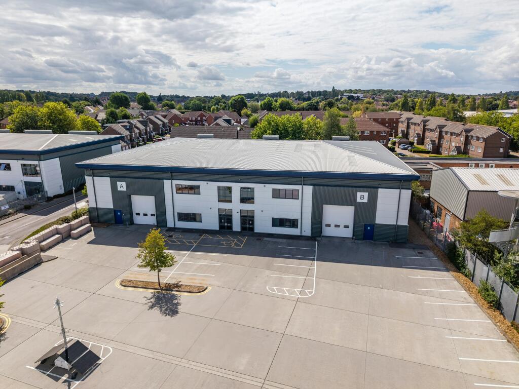 Units A to D Elstree Trade Park-143.jpg