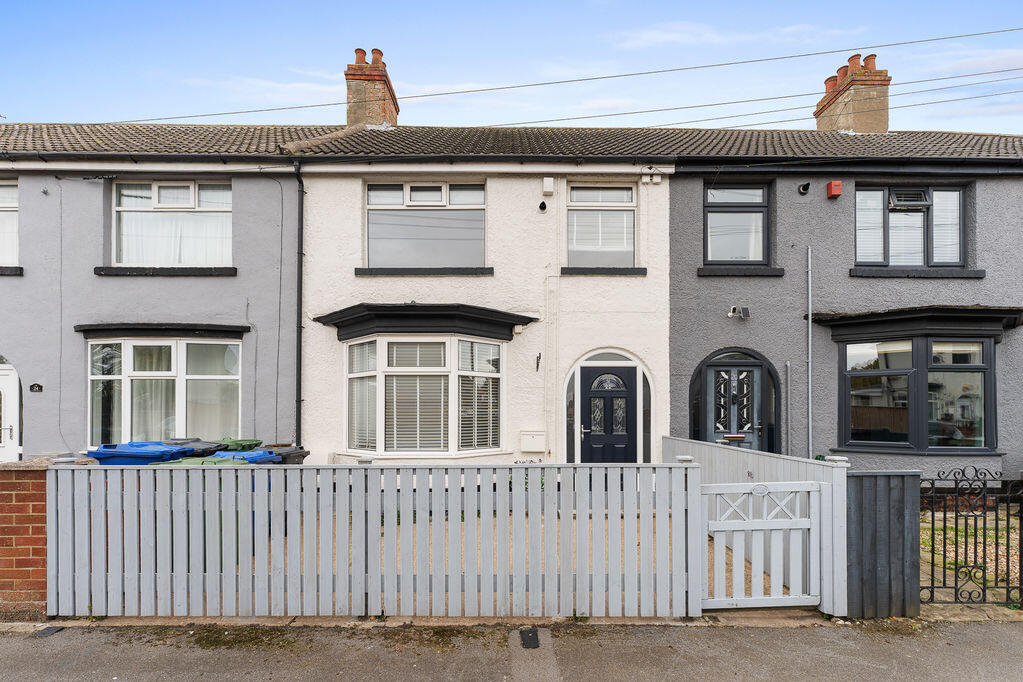 3-bed terraced on Chapman Road, Cleethorpes, £139,950