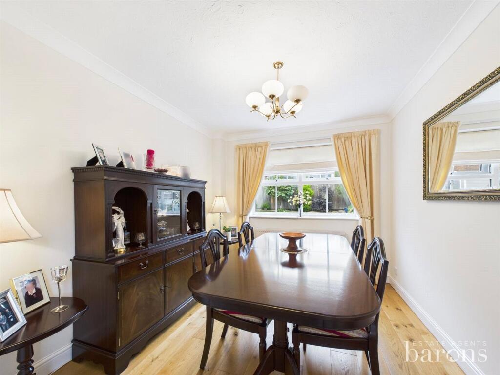 House in Basingstoke and Deane, Basingstoke - More