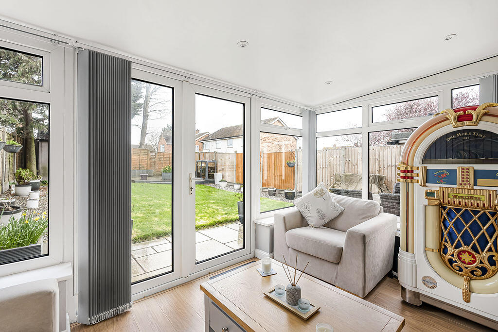 House in Milton Keynes, West Bletchley - View 4
