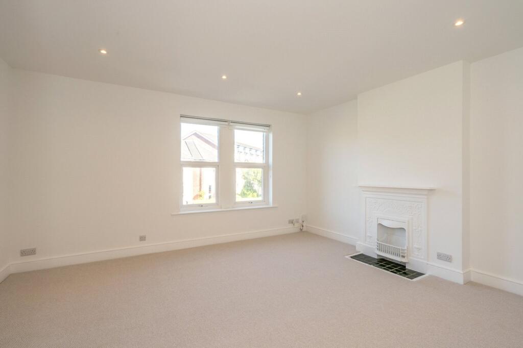 Apartment in Chichester, St James's - More