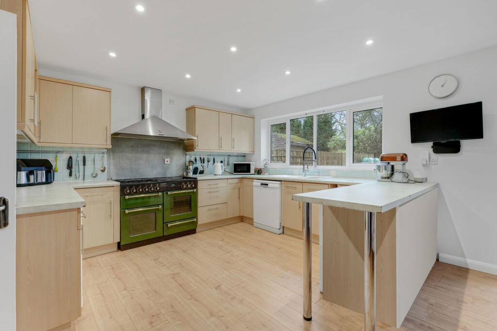 Salford Road, Aspley Guise, MK17 8HY photo 4