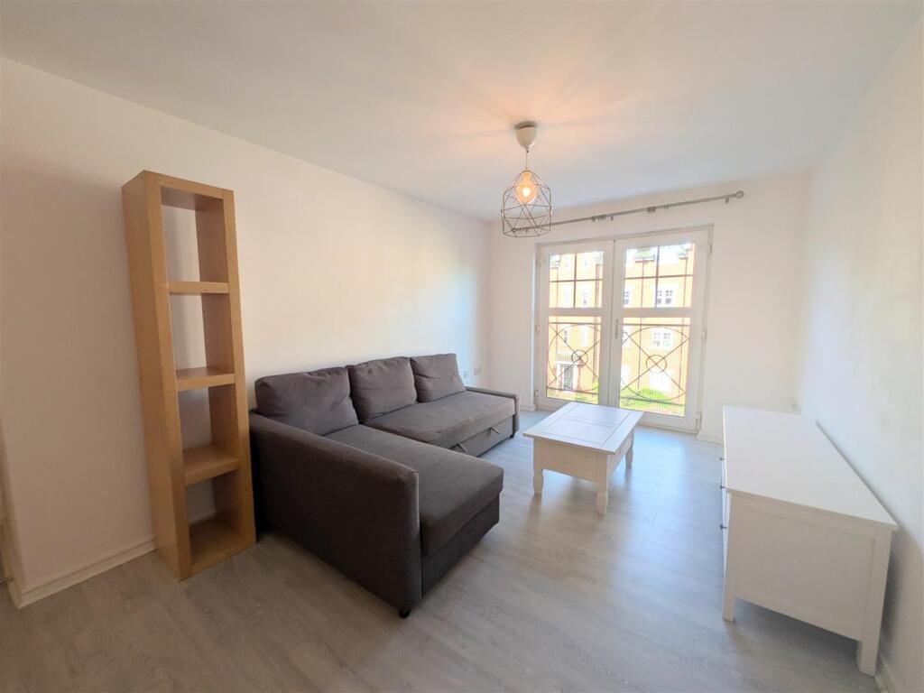 Apartment in Manchester - View 2
