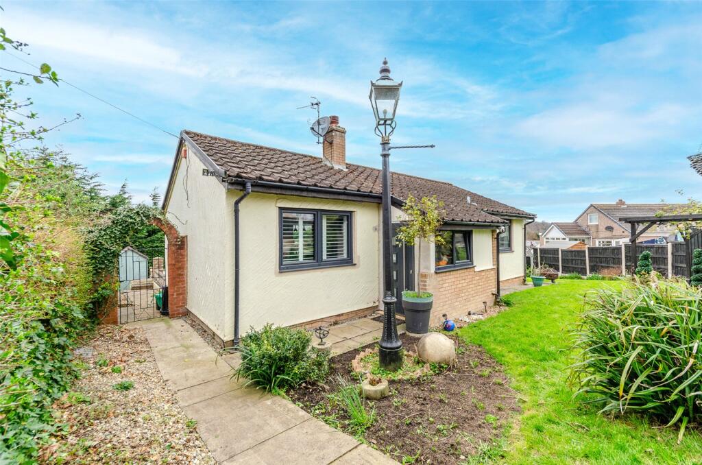 Main image of property: Tan Yr Allt Avenue, Mochdre, Colwyn Bay, Conwy, LL28