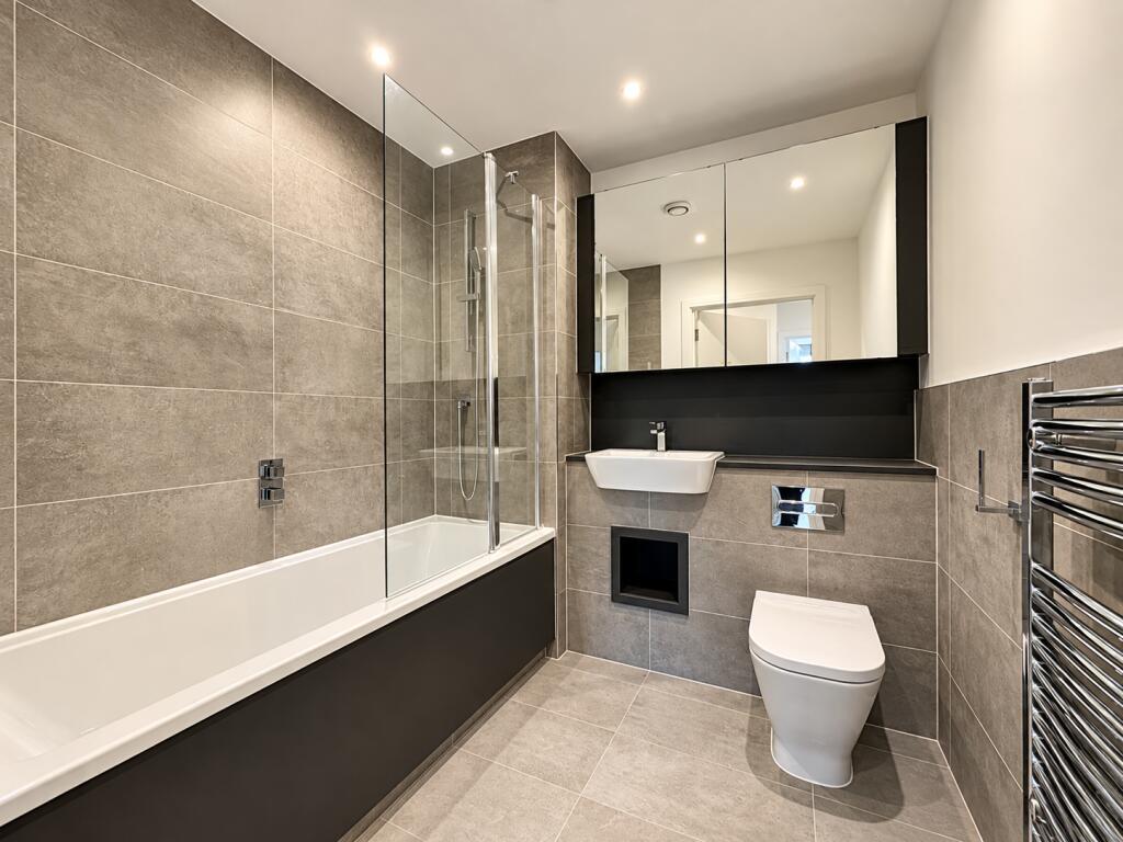 Apartment in London - View 4