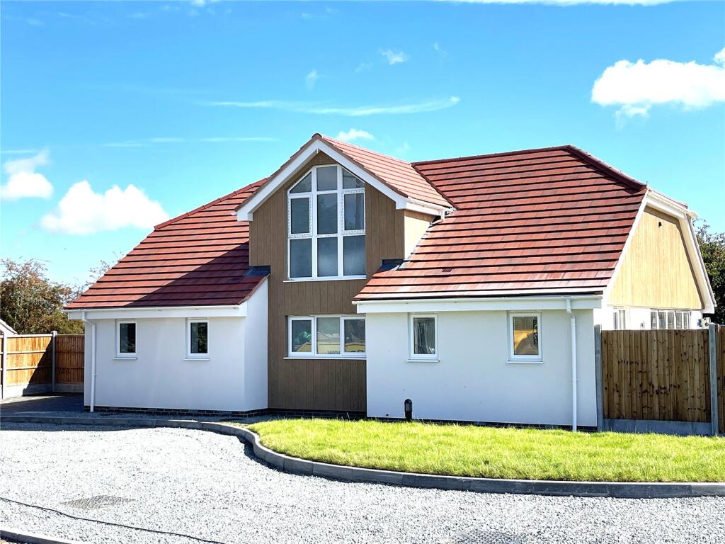 3-bed detached on Apple Tree Yard, Fullers End, Elsenham, Bishop's Stortford, CM22, £600,000
