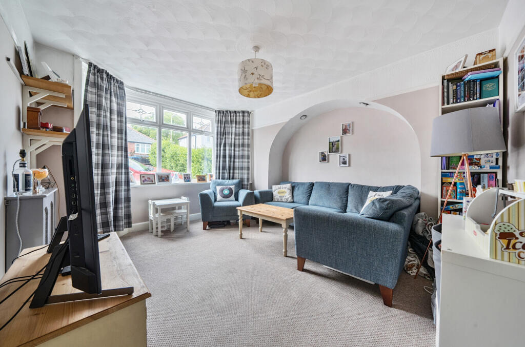 Chalvington Road, Chandlers Ford, Eastleigh, SO53 photo 2