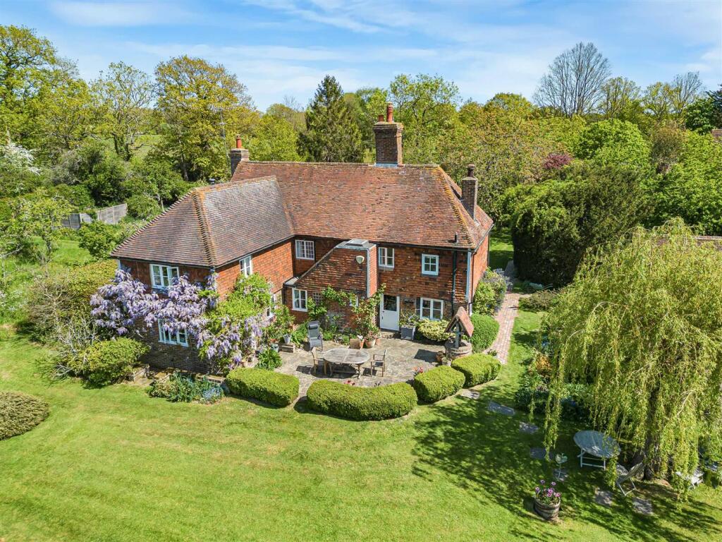 Main image of property: Mansers Farm, Nizels Lane, Hildenborough