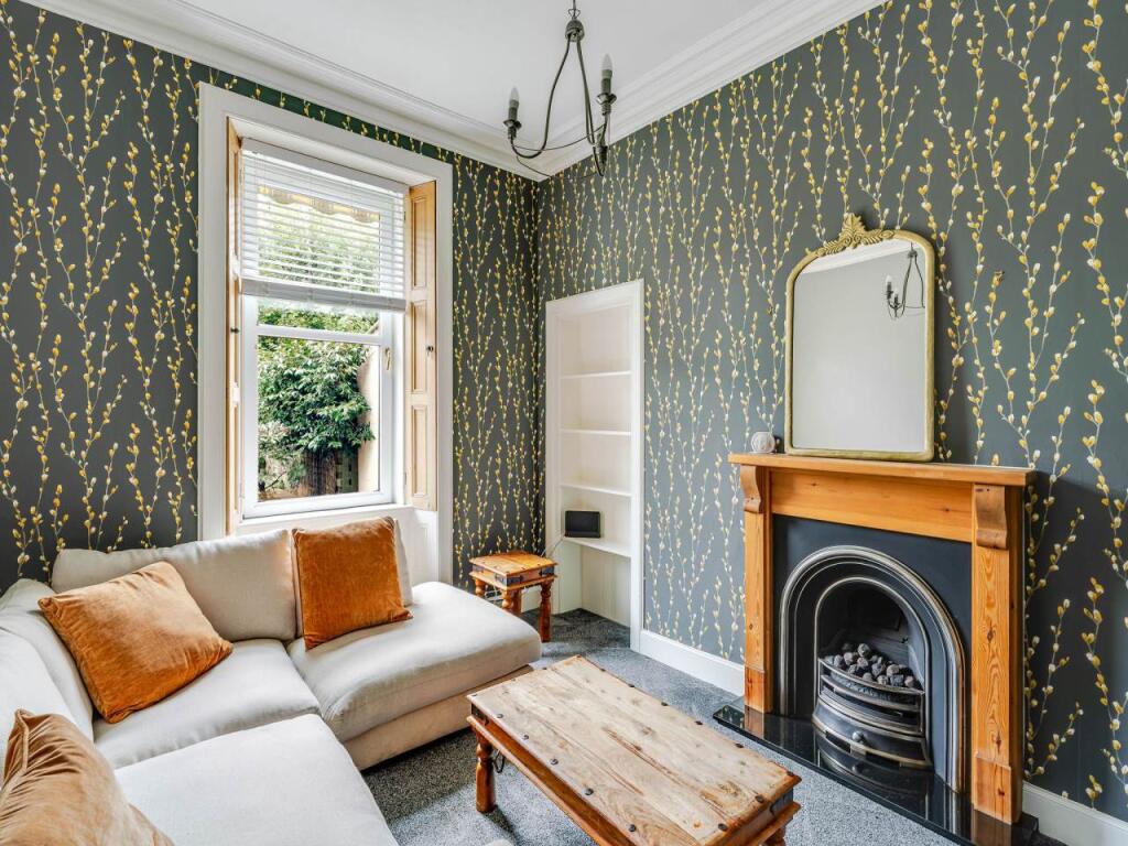 House in Edinburgh, East Lothian - More