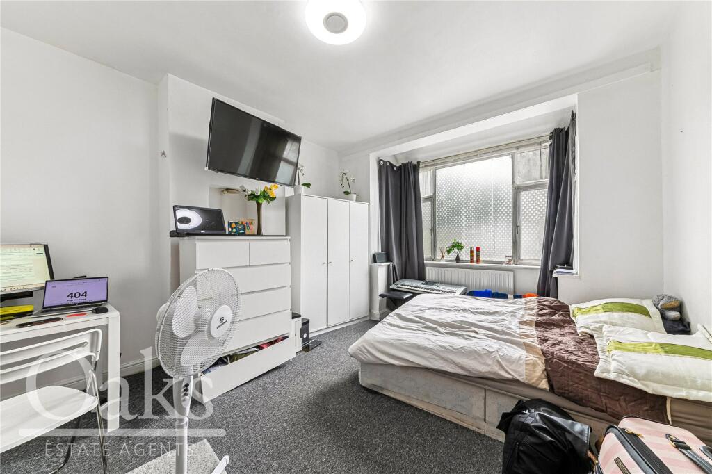 House in London - View 2
