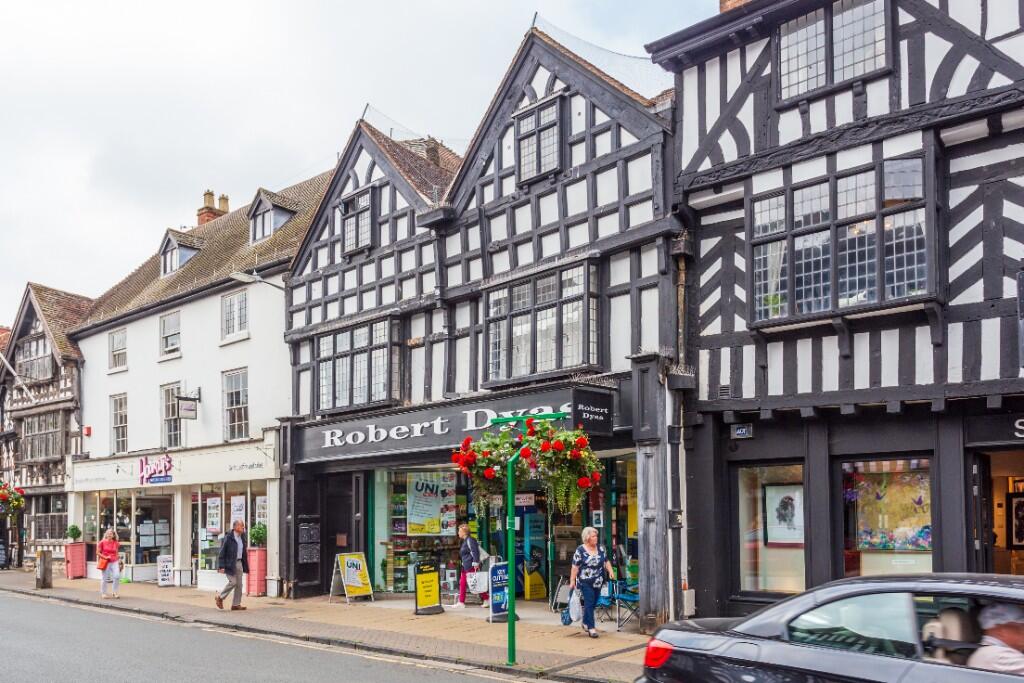 Main image of property: High Street, Stratford-Upon-Avon, Warwickshire, CV37