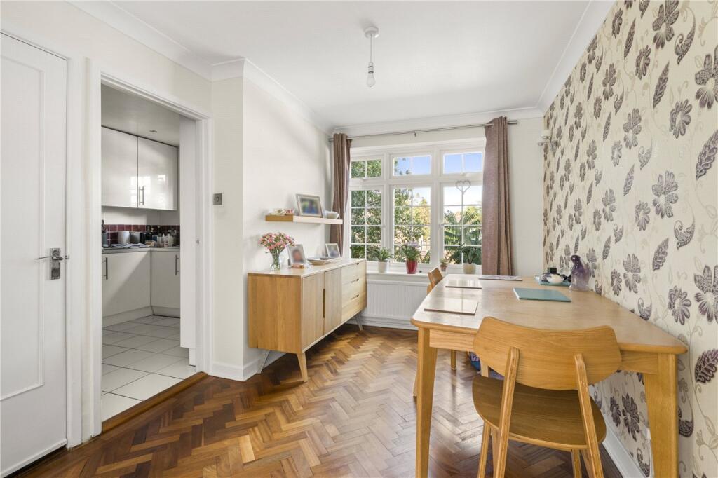 Apartment in London, Oakhill, Surbiton - More