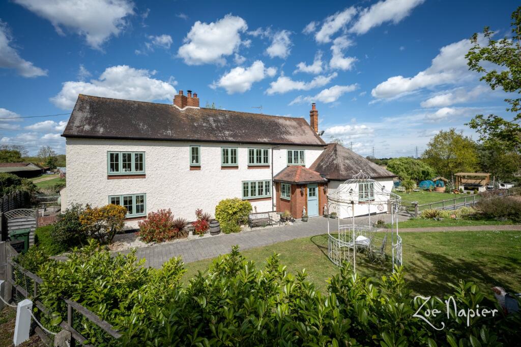 Main image of property: Mucking