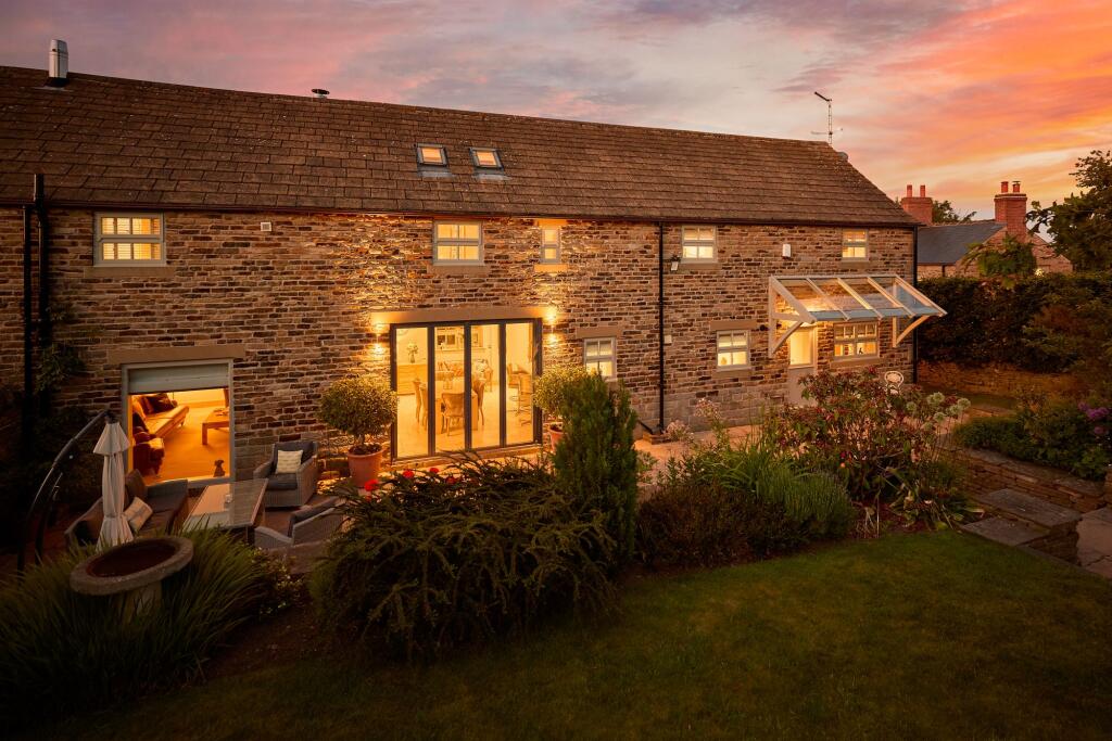 Main image of property: South Barn, Hood Green