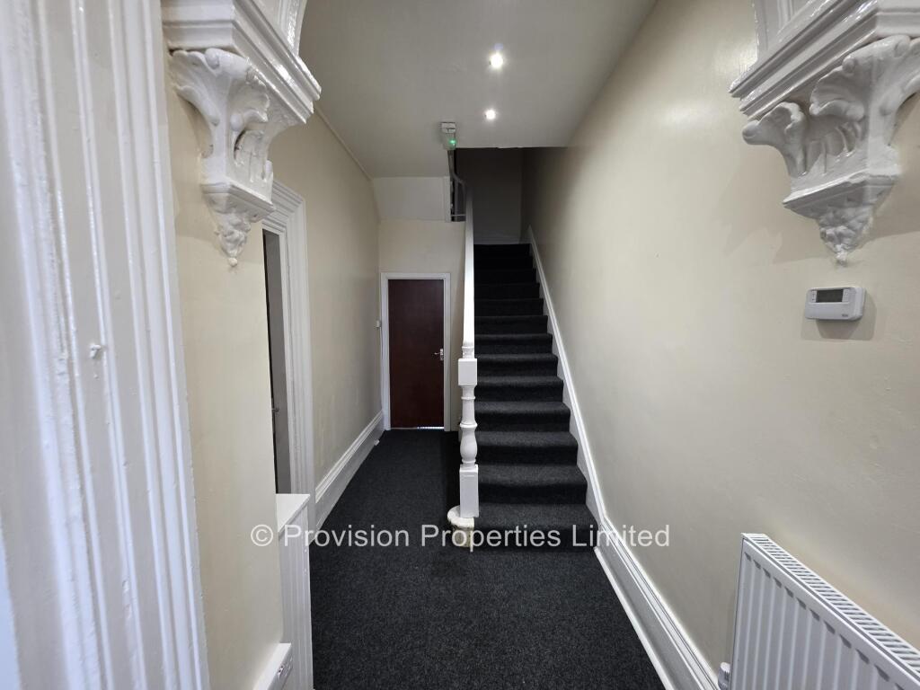 House in Leeds - View 3