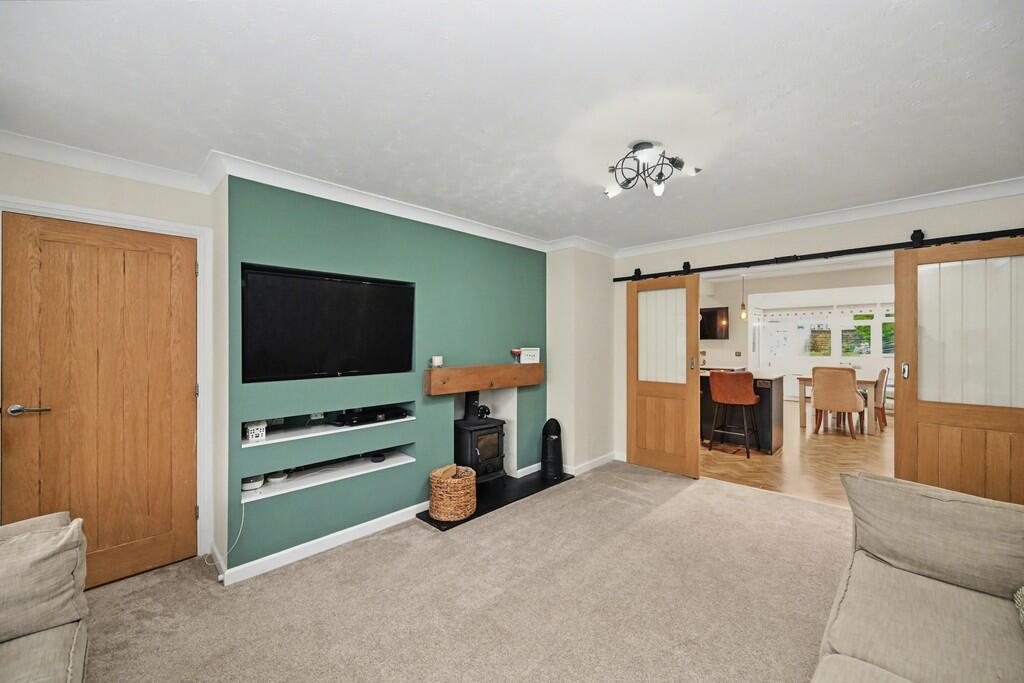 Crick Road, Hillmorton, Rugby photo 4