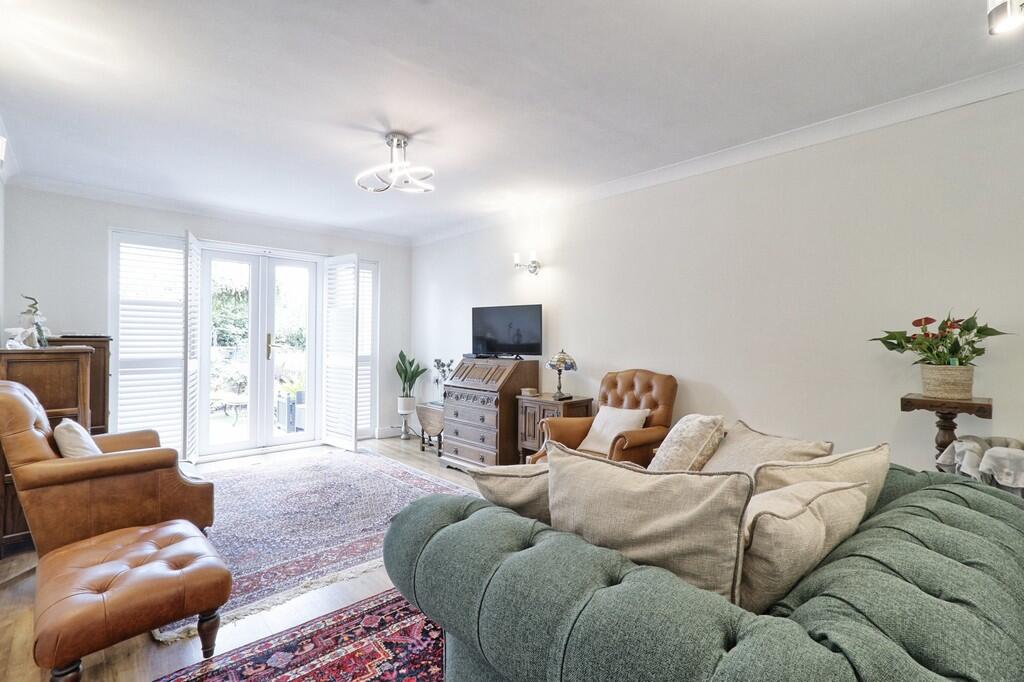 House in Southend-on-Sea - View 5