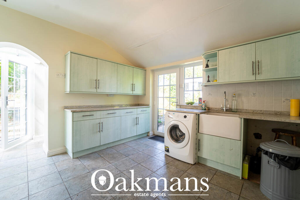 House in Redditch, Hunt End - View 5