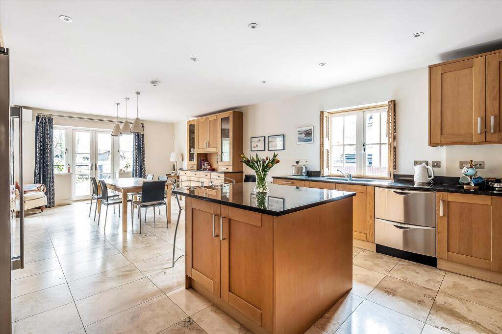 House in Waverley, Bramley - View 3