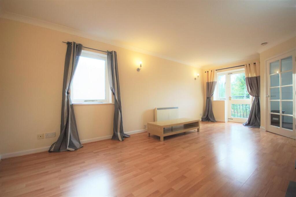 Additional image 3 of Hardy Court, Moseley, Birmingham