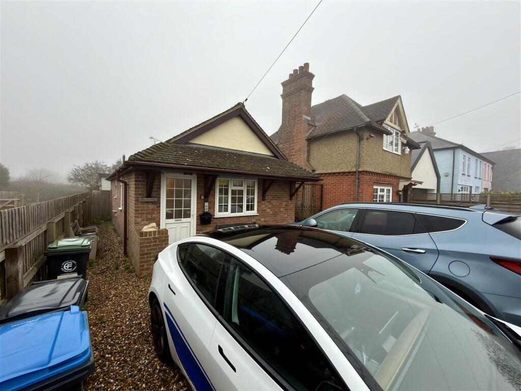 Main image of property: Epping Green, Epping