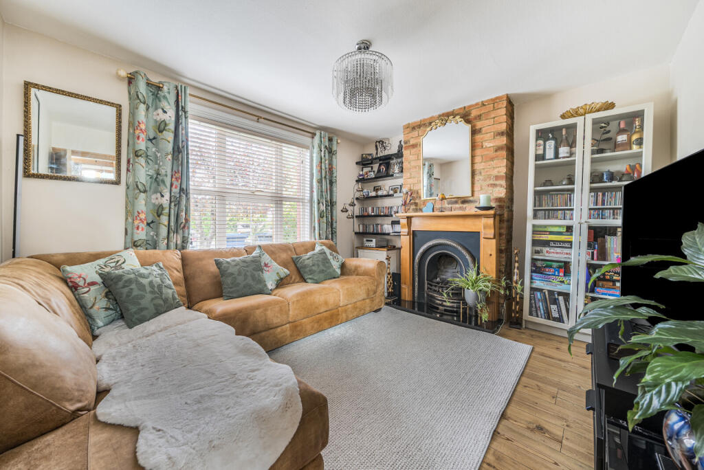House in Guildford - View 3