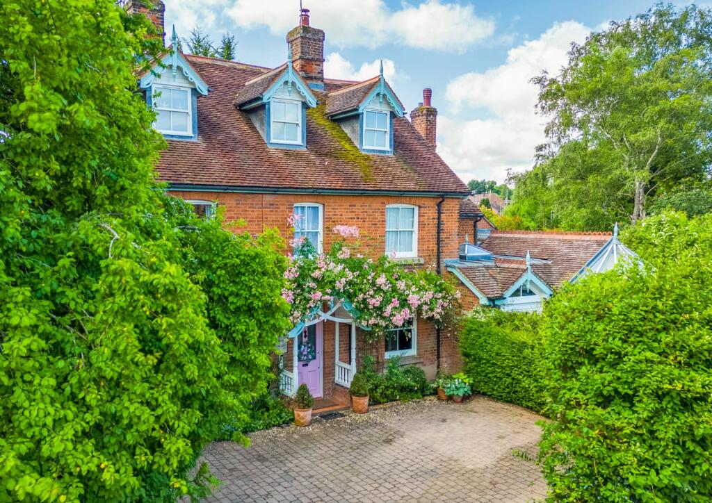 House in Knebworth - View 3