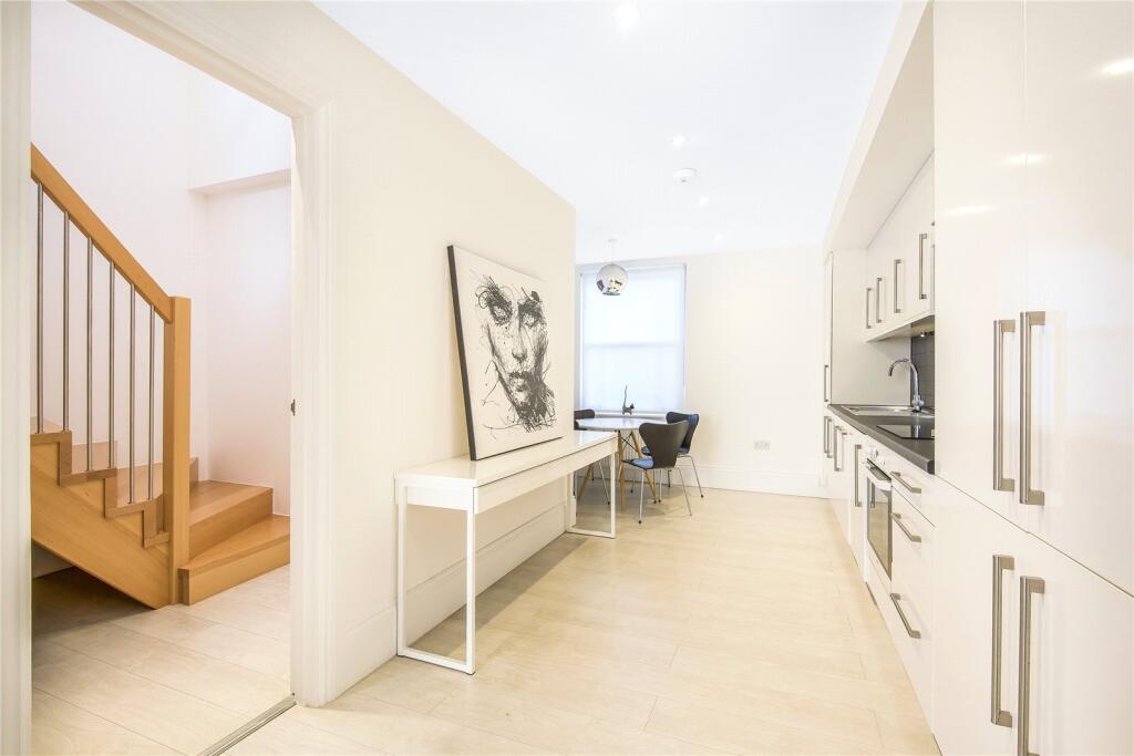 Apartment in Tonbridge - More