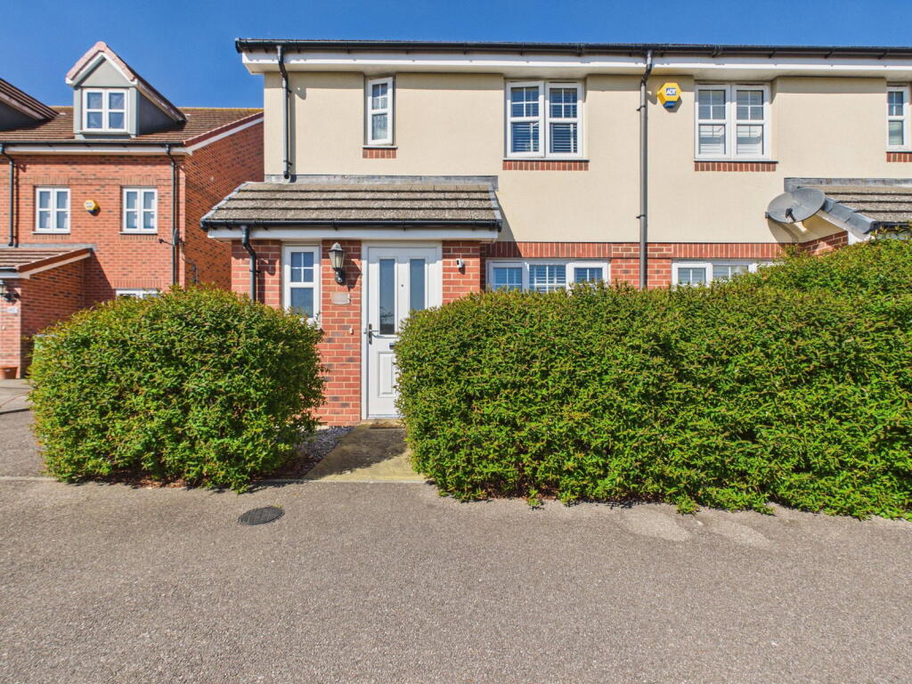 Main image of property: Hinchliff Drive, Littlehampton, West Sussex, BN17