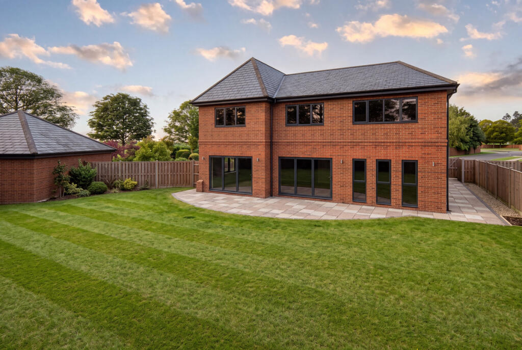 House in Ashfield, Kirkby-in-Ashfield, Sutton-in-Ashfield - View 2