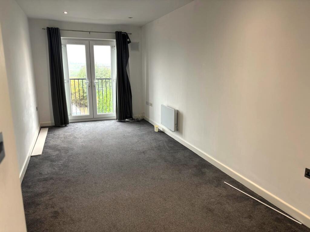 Apartment in Sheffield - View 3