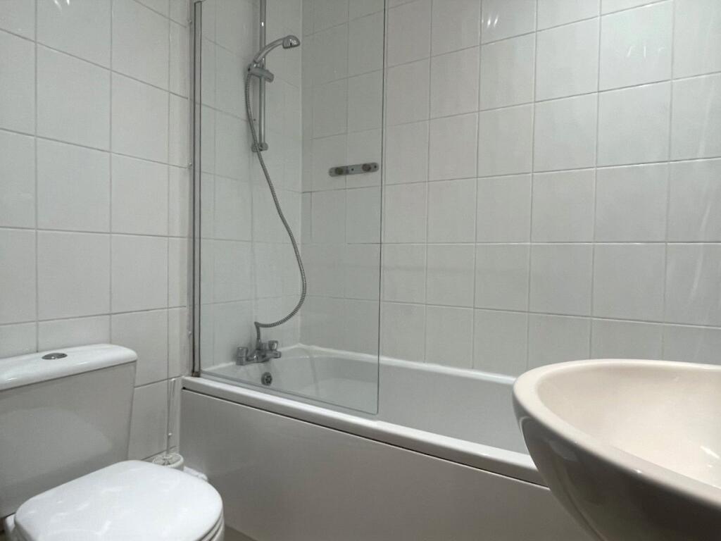 Apartment in Leeds, Headingley Hill, Headingley - View 5