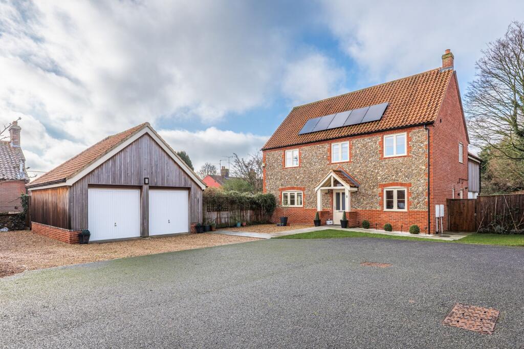 4-bed detached on Fakenham, £675,000