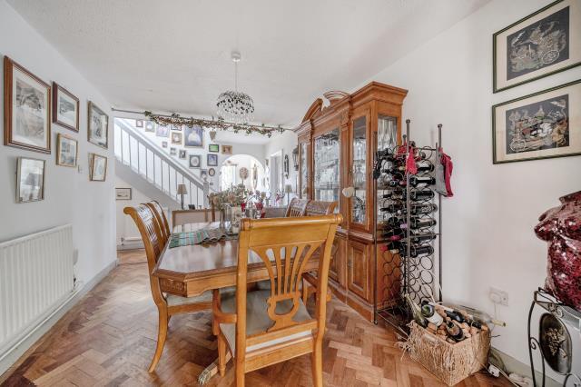 Ashdown Close, Bracknell - View 5