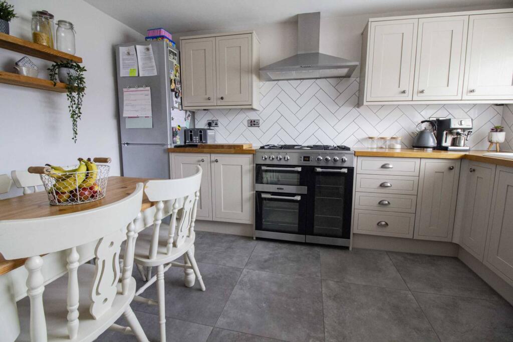 Bramley Drive, Frome photo 2